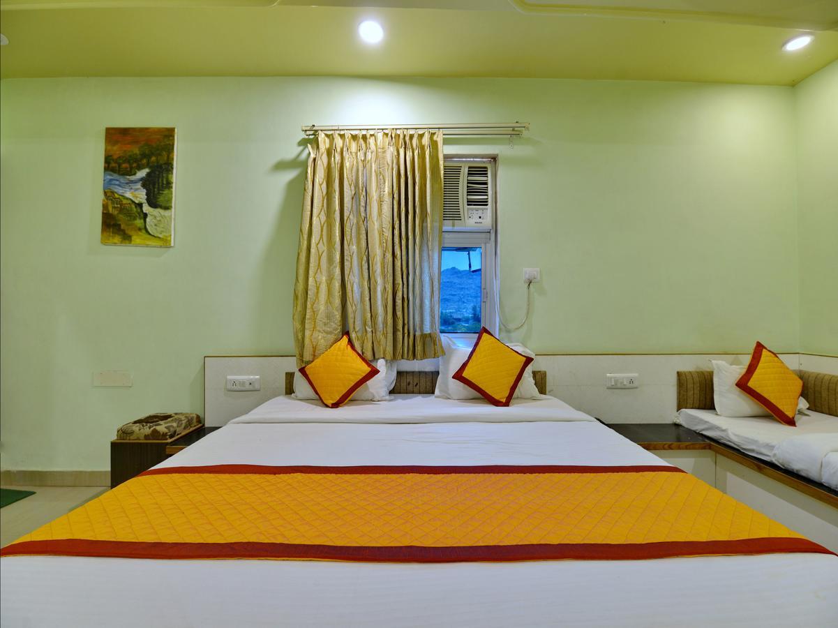 Oyo 2061 Hotel New Holiday Inn Ajmer Esterno foto
